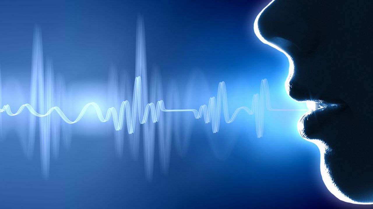 Why don't I like to hear my voice ?